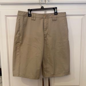 O’Neill Relaxed Flat Front Khaki Shorts 31 Waist